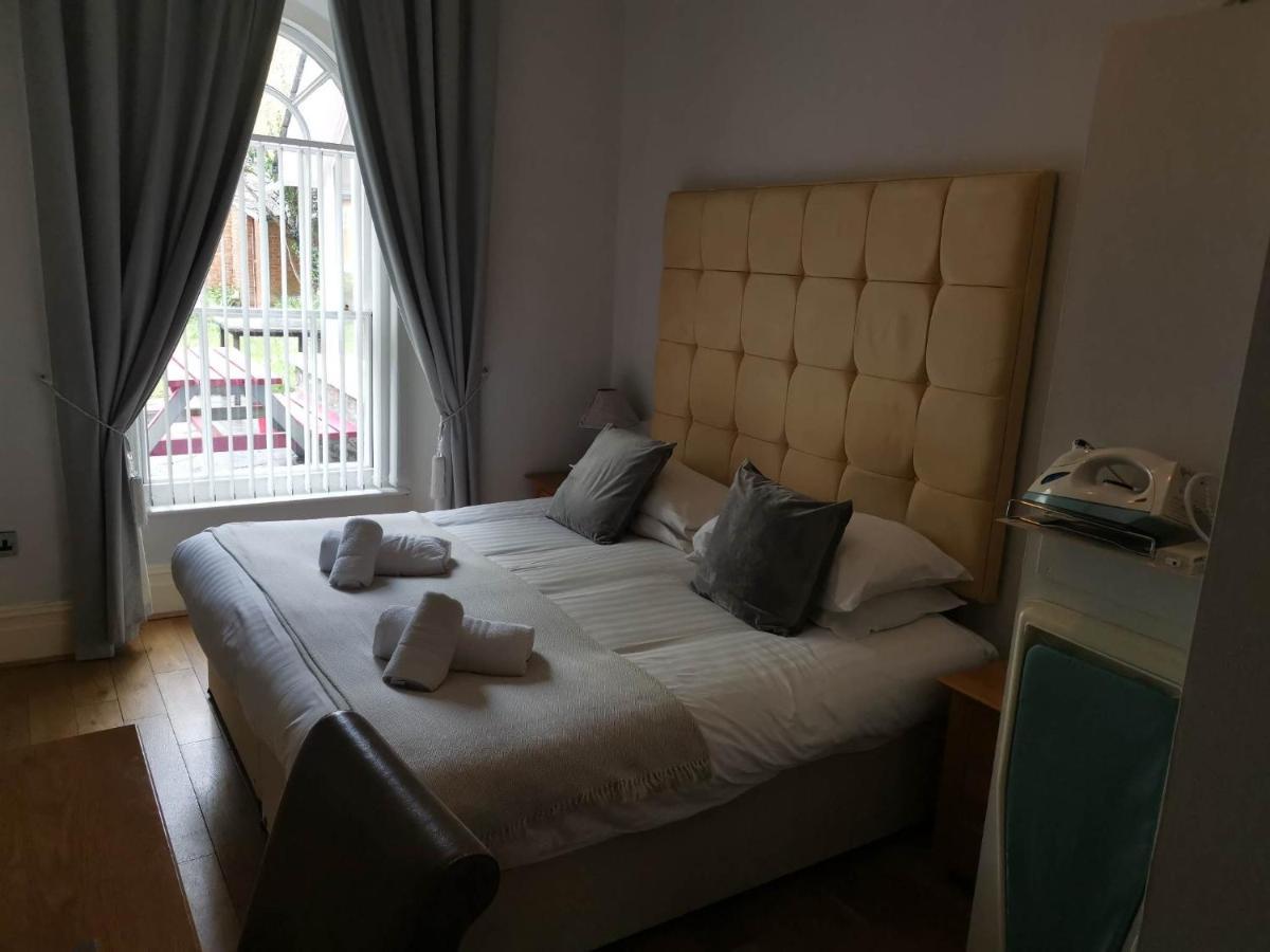 Llety Teifi Guest House カーディガン エクステリア 写真
